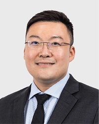 Mr Chua Shun Loong, Assistant Chief Executive of Sustainable Supply Division at Energy Market Authority