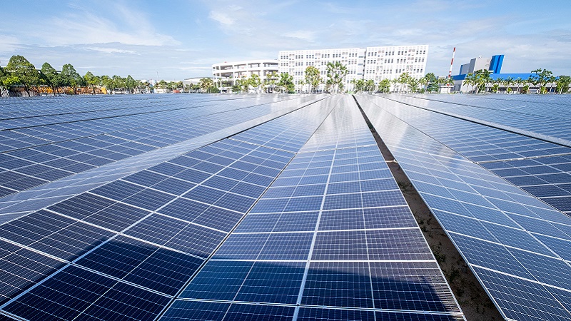 Photo of the 17.6MWp Sembcorp Tuas Solar Farm 