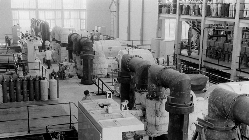 Interior view of St James Power Station (Photo credit: Ministry of Information and the Arts Collection, courtesy of National Archives of Singapore)